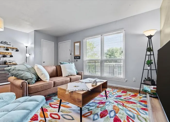 Artistic 1bd Tcu Walkable *